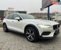 Білий Вольво V60 Cross Country, об'ємом двигуна 1.97 л та пробігом 37 тис. км за 33500 $, фото 1 на Automoto.ua