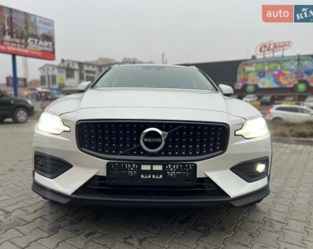 Білий Вольво V60 Cross Country, об'ємом двигуна 1.97 л та пробігом 37 тис. км за 33500 $, фото 5 на Automoto.ua