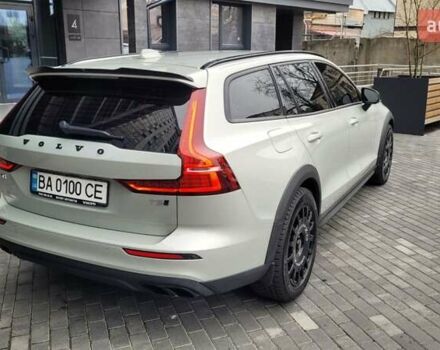 Бежевый Вольво V60 Cross Country, объемом двигателя 1.97 л и пробегом 126 тыс. км за 32500 $, фото 8 на Automoto.ua