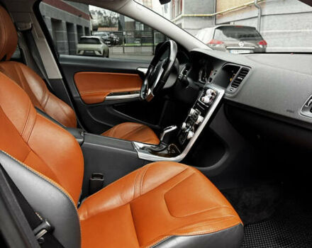 Черный Вольво V60 Cross Country, объемом двигателя 2.5 л и пробегом 168 тыс. км за 14499 $, фото 47 на Automoto.ua