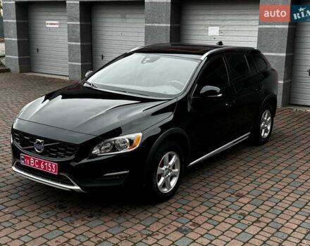 Черный Вольво V60 Cross Country, объемом двигателя 2.5 л и пробегом 168 тыс. км за 14499 $, фото 2 на Automoto.ua