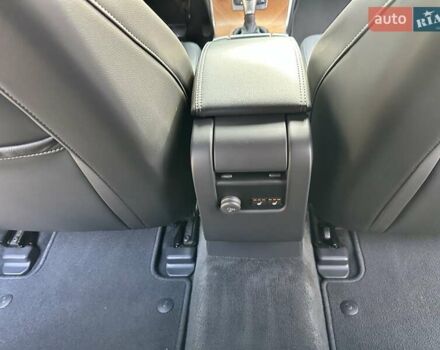 Черный Вольво V60 Cross Country, объемом двигателя 1.97 л и пробегом 139 тыс. км за 18900 $, фото 72 на Automoto.ua