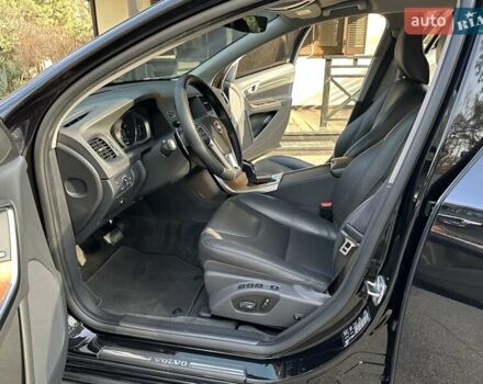 Черный Вольво V60 Cross Country, объемом двигателя 1.97 л и пробегом 139 тыс. км за 18900 $, фото 46 на Automoto.ua