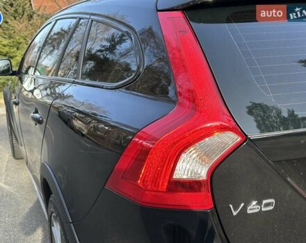 Черный Вольво V60 Cross Country, объемом двигателя 1.97 л и пробегом 139 тыс. км за 18900 $, фото 13 на Automoto.ua