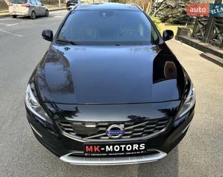 Черный Вольво V60 Cross Country, объемом двигателя 1.97 л и пробегом 139 тыс. км за 18900 $, фото 4 на Automoto.ua