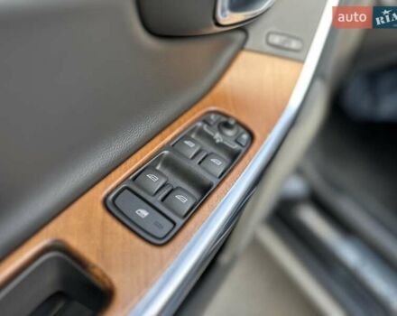 Черный Вольво V60 Cross Country, объемом двигателя 1.97 л и пробегом 139 тыс. км за 18900 $, фото 41 на Automoto.ua