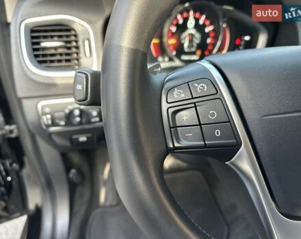 Черный Вольво V60 Cross Country, объемом двигателя 1.97 л и пробегом 139 тыс. км за 18900 $, фото 49 на Automoto.ua