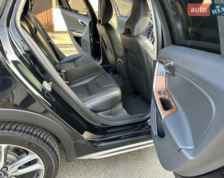 Черный Вольво V60 Cross Country, объемом двигателя 1.97 л и пробегом 139 тыс. км за 18900 $, фото 69 на Automoto.ua