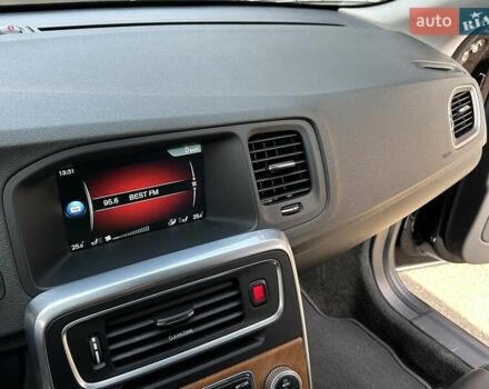 Черный Вольво V60 Cross Country, объемом двигателя 1.97 л и пробегом 139 тыс. км за 18900 $, фото 64 на Automoto.ua