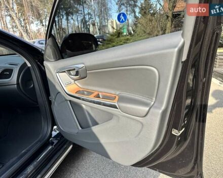 Черный Вольво V60 Cross Country, объемом двигателя 1.97 л и пробегом 139 тыс. км за 18900 $, фото 75 на Automoto.ua