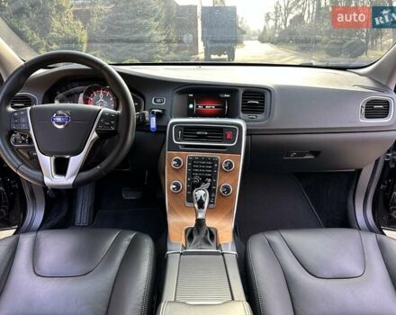 Черный Вольво V60 Cross Country, объемом двигателя 1.97 л и пробегом 139 тыс. км за 18900 $, фото 53 на Automoto.ua