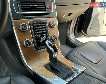 Черный Вольво V60 Cross Country, объемом двигателя 1.97 л и пробегом 139 тыс. км за 18900 $, фото 58 на Automoto.ua