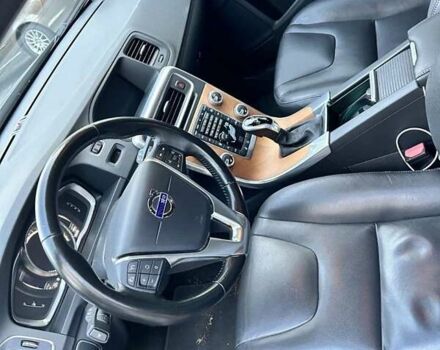 Черный Вольво V60 Cross Country, объемом двигателя 2.4 л и пробегом 120 тыс. км за 22000 $, фото 1 на Automoto.ua