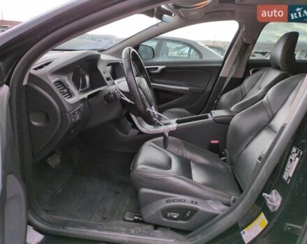 Черный Вольво V60 Cross Country, объемом двигателя 2 л и пробегом 174 тыс. км за 2600 $, фото 6 на Automoto.ua