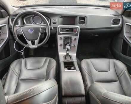 Черный Вольво V60 Cross Country, объемом двигателя 2 л и пробегом 174 тыс. км за 2600 $, фото 7 на Automoto.ua
