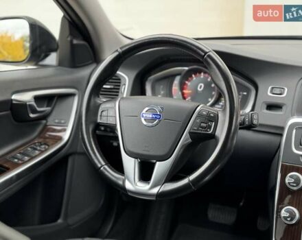 Вольво V60 Cross Country 2018 в Сарнах на Automoto.ua Черный Вольво V60 Cross Country, объемом двигателя 2 л и пробегом 77 тыс. км за 17400 $, фото 58 на Automoto.ua