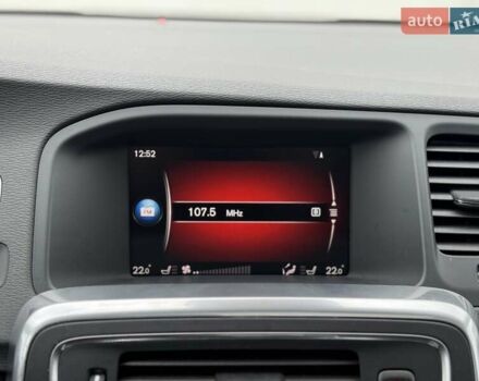 Вольво V60 Cross Country 2018 в Сарнах на Automoto.ua Черный Вольво V60 Cross Country, объемом двигателя 2 л и пробегом 77 тыс. км за 17400 $, фото 14 на Automoto.ua
