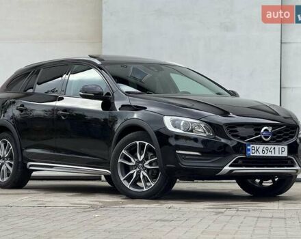 Вольво V60 Cross Country 2018 в Сарнах на Automoto.ua Черный Вольво V60 Cross Country, объемом двигателя 2 л и пробегом 77 тыс. км за 17400 $, фото 24 на Automoto.ua