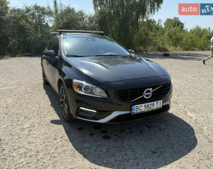 Черный Вольво V60 Cross Country, объемом двигателя 2 л и пробегом 198 тыс. км за 17500 $, фото 25 на Automoto.ua