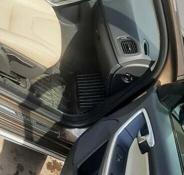 Коричневый Вольво V60 Cross Country, объемом двигателя 2 л и пробегом 215 тыс. км за 18900 $, фото 9 на Automoto.ua