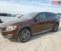 Коричневый Вольво V60 Cross Country, объемом двигателя 2 л и пробегом 80 тыс. км за 2500 $, фото 1 на Automoto.ua
