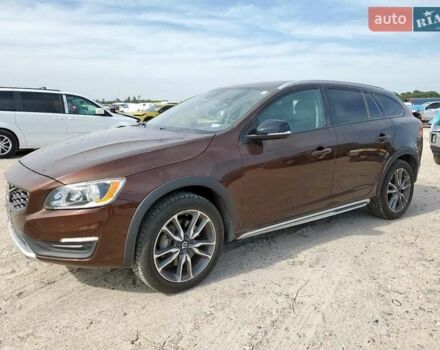 Коричневый Вольво V60 Cross Country, объемом двигателя 2 л и пробегом 80 тыс. км за 2500 $, фото 1 на Automoto.ua
