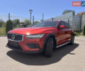 Красный Вольво V60 Cross Country, объемом двигателя 1.97 л и пробегом 31 тыс. км за 35000 $, фото 2 на Automoto.ua