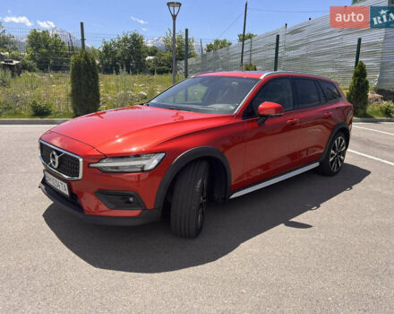 Красный Вольво V60 Cross Country, объемом двигателя 1.97 л и пробегом 31 тыс. км за 35000 $, фото 6 на Automoto.ua
