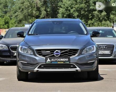 Вольво V60 Cross Country 2017 в Киеве на Automoto.ua Вольво V60 Cross Country, объемом двигателя 2 л и пробегом 244 тыс. км за 20500 $, фото 1 на Automoto.ua