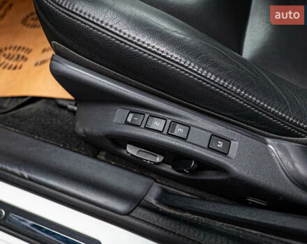 Вольво V60 Cross Country, объемом двигателя 2.4 л и пробегом 154 тыс. км за 20789 $, фото 16 на Automoto.ua