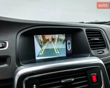 Вольво V60 Cross Country, объемом двигателя 2.4 л и пробегом 154 тыс. км за 20789 $, фото 14 на Automoto.ua