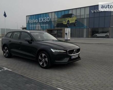 Вольво V60 Cross Country, об'ємом двигуна 2 л та пробігом 68 тис. км за 32000 $, фото 15 на Automoto.ua