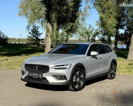 Вольво V60 Cross Country, объемом двигателя 0 л и пробегом 11 тыс. км за 43500 $, фото 18 на Automoto.ua