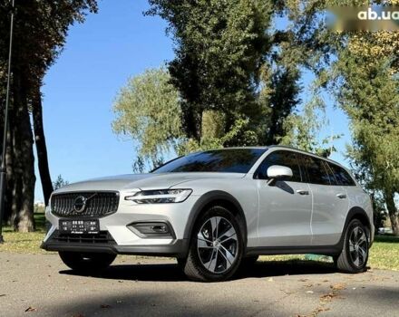 Вольво V60 Cross Country, объемом двигателя 0 л и пробегом 11 тыс. км за 43500 $, фото 24 на Automoto.ua