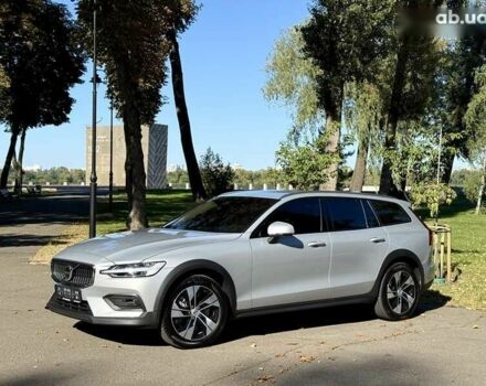 Вольво V60 Cross Country, объемом двигателя 0 л и пробегом 11 тыс. км за 43500 $, фото 19 на Automoto.ua