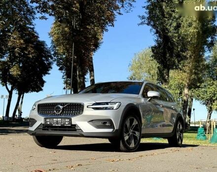 Вольво V60 Cross Country, объемом двигателя 0 л и пробегом 11 тыс. км за 43500 $, фото 15 на Automoto.ua