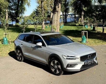 Вольво V60 Cross Country, объемом двигателя 0 л и пробегом 11 тыс. км за 43500 $, фото 28 на Automoto.ua