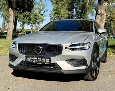 Вольво V60 Cross Country, объемом двигателя 0 л и пробегом 11 тыс. км за 43500 $, фото 22 на Automoto.ua