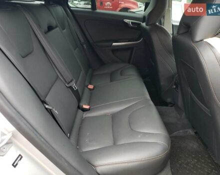 Серый Вольво V60 Cross Country, объемом двигателя 2.5 л и пробегом 40 тыс. км за 2200 $, фото 9 на Automoto.ua