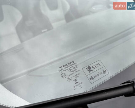 Серый Вольво V60 Cross Country, объемом двигателя 1.97 л и пробегом 225 тыс. км за 16000 $, фото 18 на Automoto.ua
