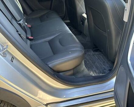 Сірий Вольво V60 Cross Country, об'ємом двигуна 2.5 л та пробігом 146 тис. км за 16900 $, фото 6 на Automoto.ua