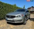 Серый Вольво V60 Cross Country, объемом двигателя 2.5 л и пробегом 146 тыс. км за 17900 $, фото 1 на Automoto.ua