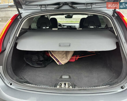 Серый Вольво V60 Cross Country, объемом двигателя 1.97 л и пробегом 225 тыс. км за 16000 $, фото 9 на Automoto.ua