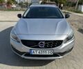 Серый Вольво V60 Cross Country, объемом двигателя 2 л и пробегом 178 тыс. км за 15700 $, фото 1 на Automoto.ua