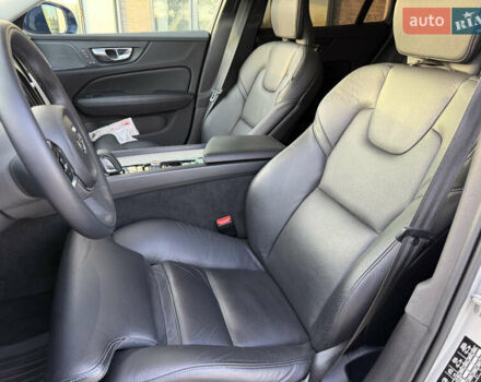 Серый Вольво V60 Cross Country, объемом двигателя 1.97 л и пробегом 137 тыс. км за 37400 $, фото 13 на Automoto.ua