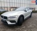 Серый Вольво V60 Cross Country, объемом двигателя 1.97 л и пробегом 98 тыс. км за 34900 $, фото 1 на Automoto.ua