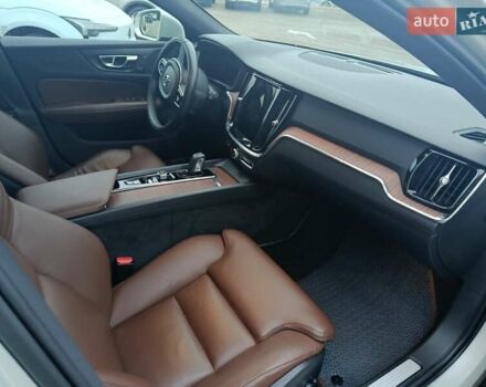 Серый Вольво V60 Cross Country, объемом двигателя 1.97 л и пробегом 98 тыс. км за 34900 $, фото 15 на Automoto.ua