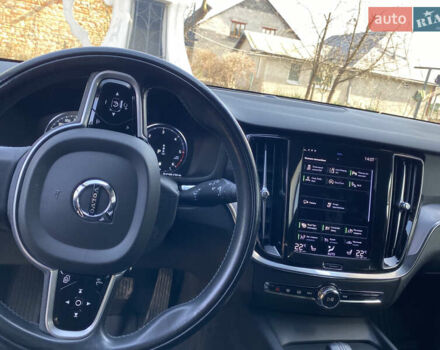 Сірий Вольво V60 Cross Country, об'ємом двигуна 2 л та пробігом 273 тис. км за 29950 $, фото 45 на Automoto.ua