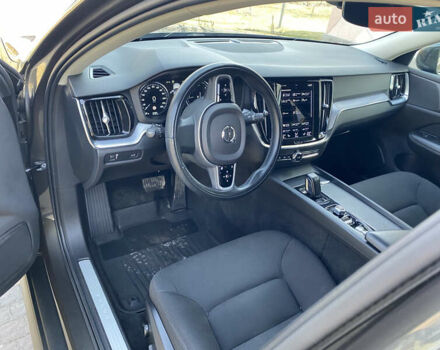 Сірий Вольво V60 Cross Country, об'ємом двигуна 2 л та пробігом 273 тис. км за 29950 $, фото 42 на Automoto.ua