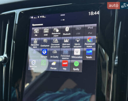 Серый Вольво V60 Cross Country, объемом двигателя 1.97 л и пробегом 137 тыс. км за 37400 $, фото 30 на Automoto.ua